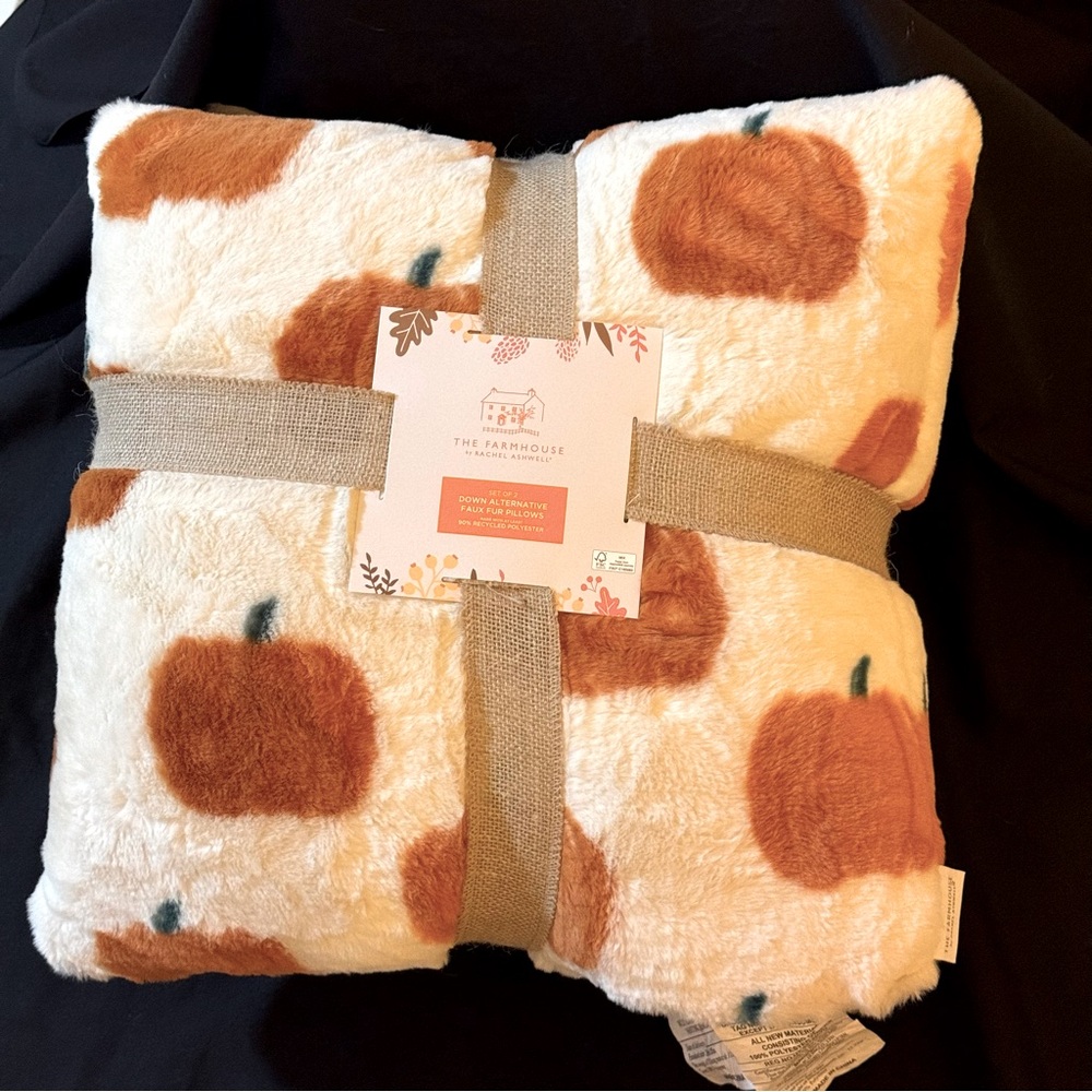 x2 Rachel Ashwell Orange Pumpkin Faux Fur Throw Pillow Set Fall Decor 20" NEW